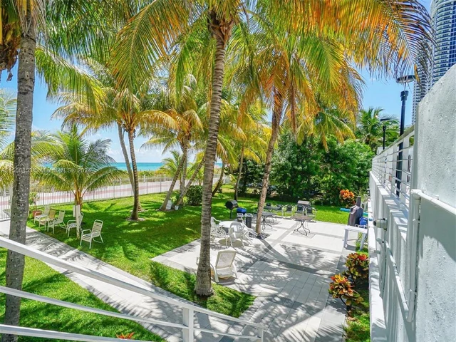 5001 Collins Ave # 12A, Miami Beach FL 33140