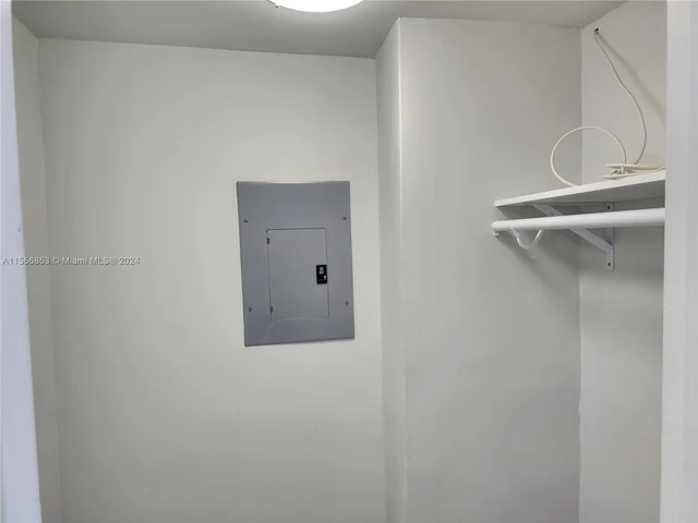 5001 Collins Ave # 12A, Miami Beach FL 33140