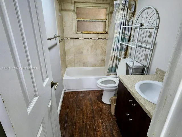 12590 NE 16th Ave # 209, North Miami FL 33161