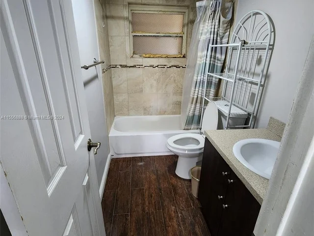 12590 NE 16th Ave # 209, North Miami FL 33161