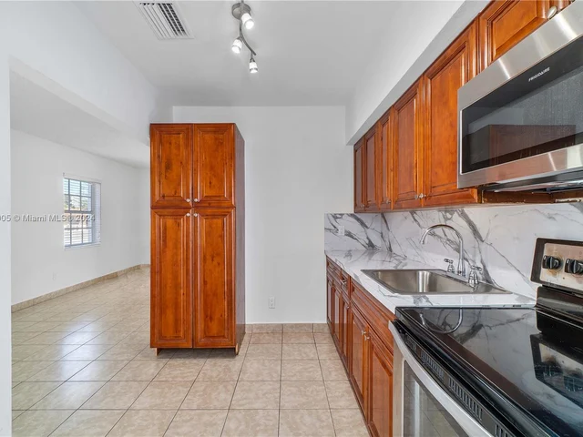 5130 NW 2nd Ter # 5130, Miami FL 33126