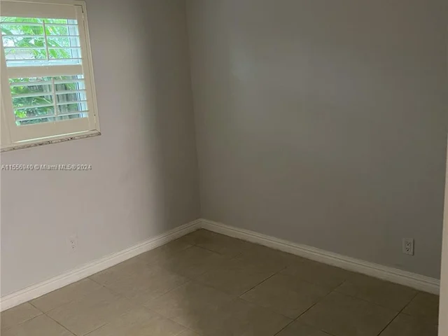 1125 NE 16th PL # 101, Fort Lauderdale FL 33305