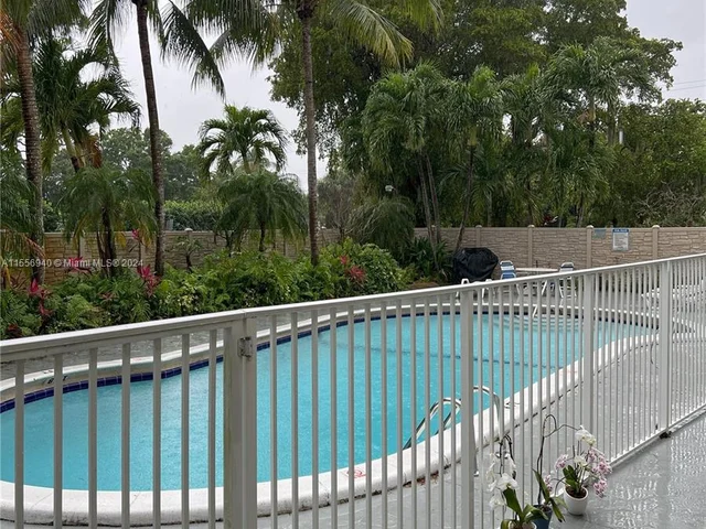 1125 NE 16th PL # 101, Fort Lauderdale FL 33305