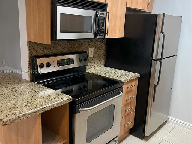 1125 NE 16th PL # 101, Fort Lauderdale FL 33305