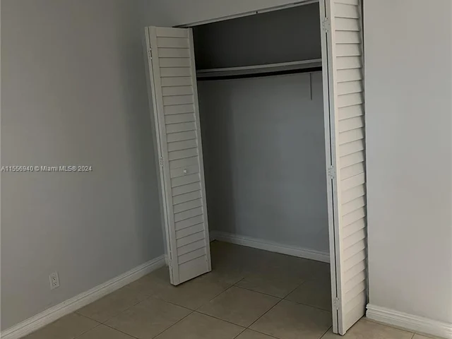 1125 NE 16th PL # 101, Fort Lauderdale FL 33305