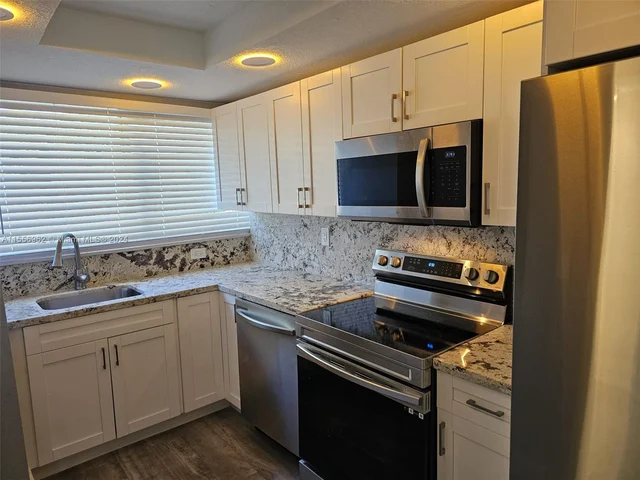 1912 SW 17th Ave # 14, Miami FL 33145