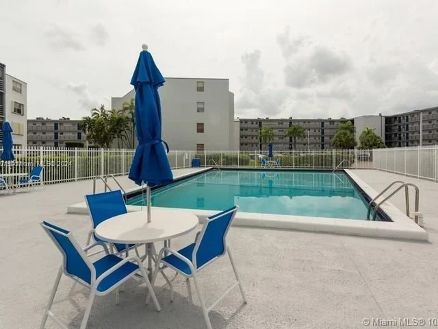 14180 SW 84th St # G, Miami FL 33183