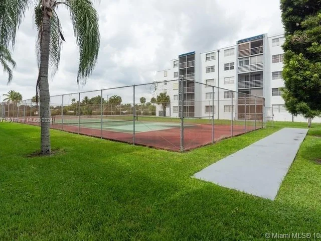 14180 SW 84th St # G, Miami FL 33183