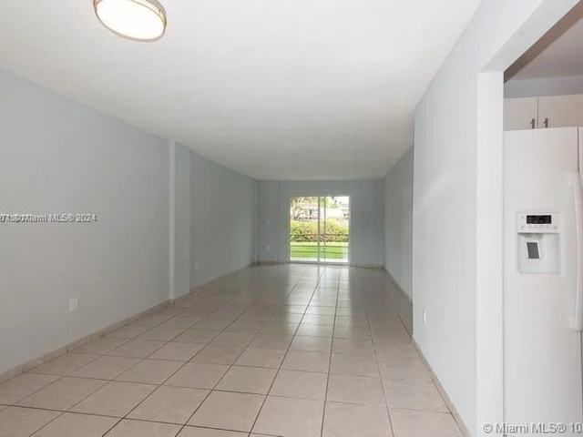 14180 SW 84th St # G, Miami FL 33183