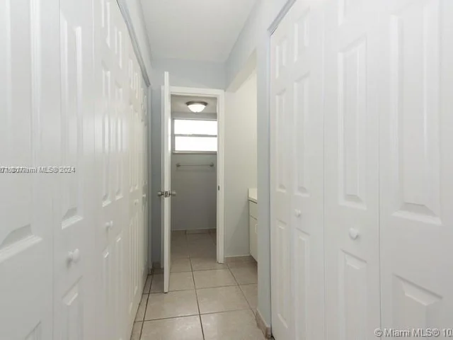 14180 SW 84th St # G, Miami FL 33183