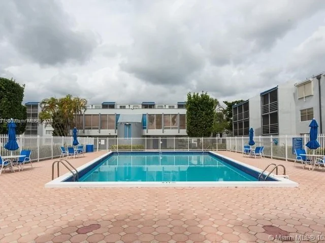 14180 SW 84th St # G, Miami FL 33183