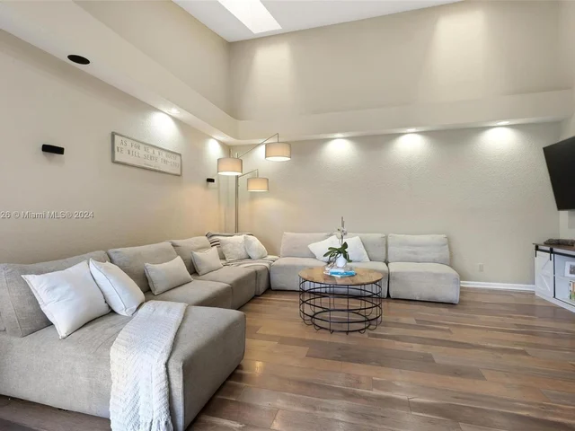 9496 Boca Gardens Pkwy # A, Boca Raton FL 33496