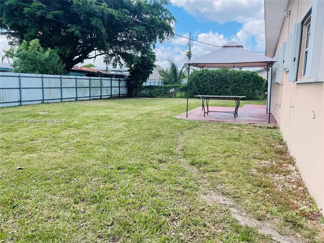 12240 SW 187th Ter, Miami FL 33177