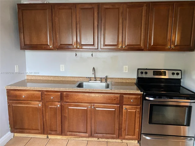 6210 SW 38th St # 0, Davie FL 33314