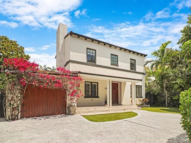 111 SW 29th Rd, Miami FL 33129