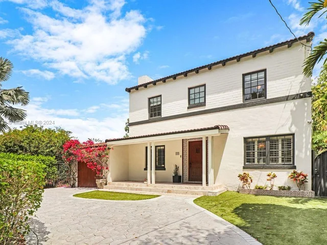 111 SW 29th Rd, Miami FL 33129