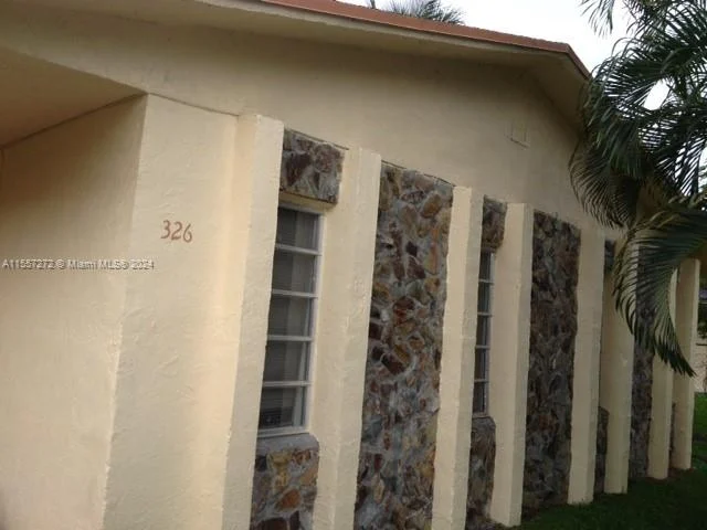 328 N 62 Ave # 328, Hollywood FL 33024