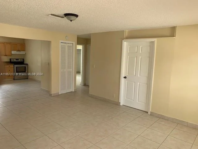328 N 62 Ave # 328, Hollywood FL 33024