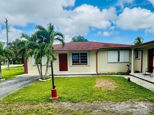 7880 Grand Canal Dr # 1, Miami FL 33144