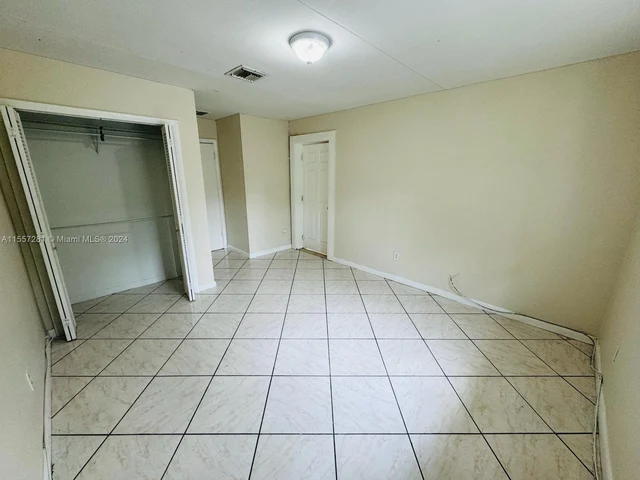 7880 Grand Canal Dr # 1, Miami FL 33144