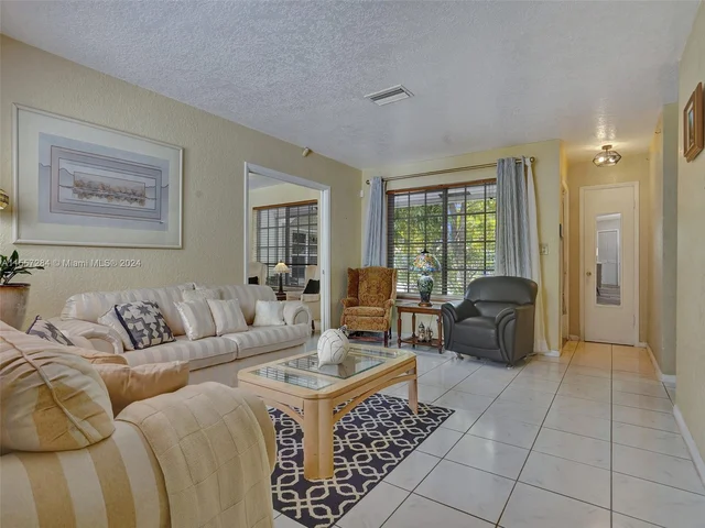 1400 NW 55th Ave, Lauderhill FL 33313