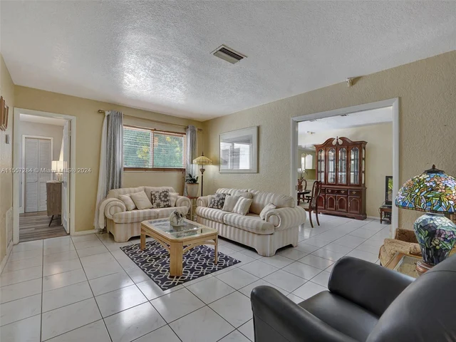 1400 NW 55th Ave, Lauderhill FL 33313