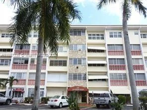 215 SE 3rd Ave # 203B, Hallandale Beach FL 33009