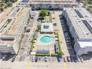 215 SE 3rd Ave # 203B, Hallandale Beach FL 33009