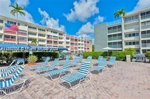 215 SE 3rd Ave # 203B, Hallandale Beach FL 33009