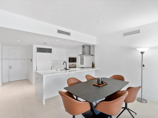 495 Brickell Ave # 2305, Miami FL 33131