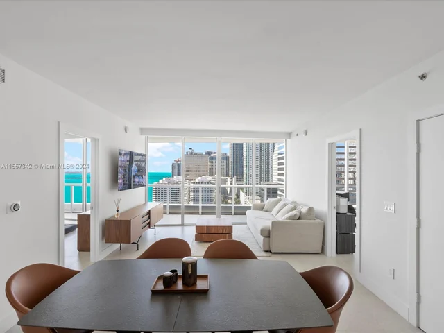 495 Brickell Ave # 2305, Miami FL 33131