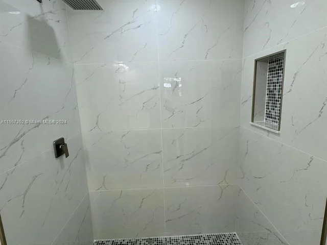 1865 NW 131st St, Miami FL 33167