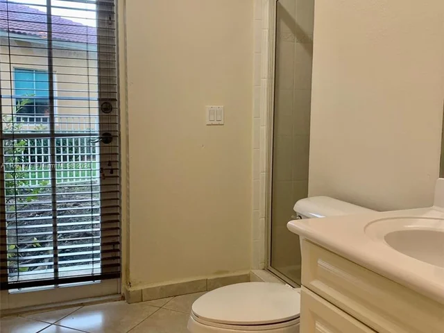 8219 SW 165th Ct # 8219, Miami FL 33193