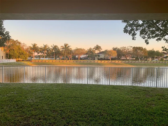 8219 SW 165th Ct # 8219, Miami FL 33193