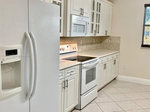 8219 SW 165th Ct # 8219, Miami FL 33193