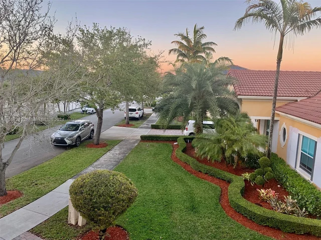 8219 SW 165th Ct # 8219, Miami FL 33193