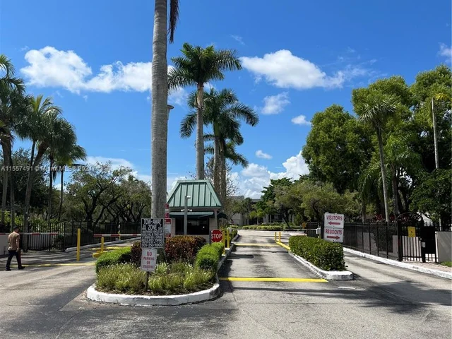 8600 SW 133rd Ave Rd # 222, Miami FL 33183