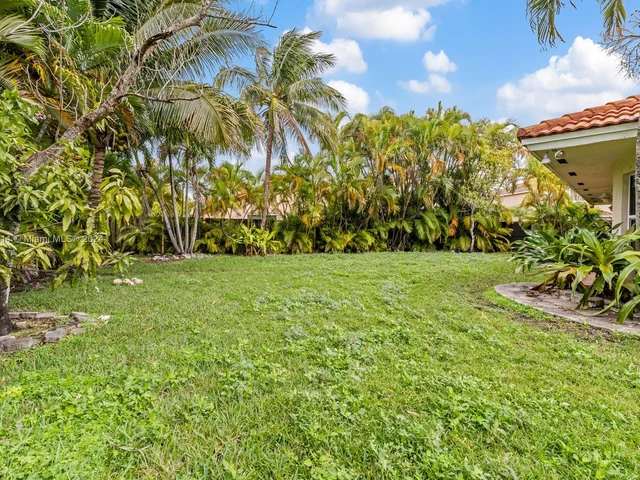 990 NW 131st Ave, Miami FL 33182