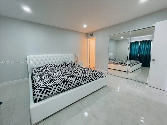 4111 Stirling Rd # 303, Dania Beach FL 33314