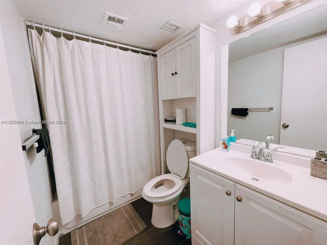 4111 Stirling Rd # 303, Dania Beach FL 33314