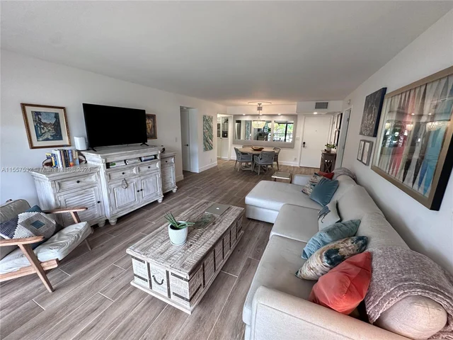 3031 N Ocean Blvd # 204, Fort Lauderdale FL 33308