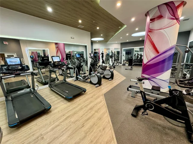 3610 Yacht Club Dr # 906, Aventura FL 33180