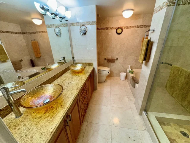 3610 Yacht Club Dr # 906, Aventura FL 33180