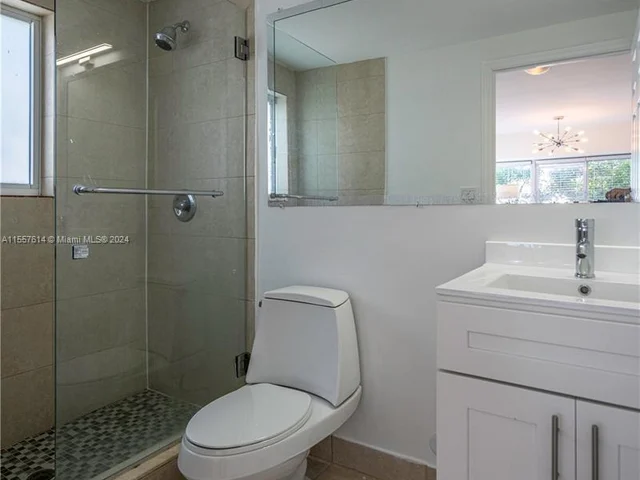 6971 Carlyle Ave # 101, Miami Beach FL 33141