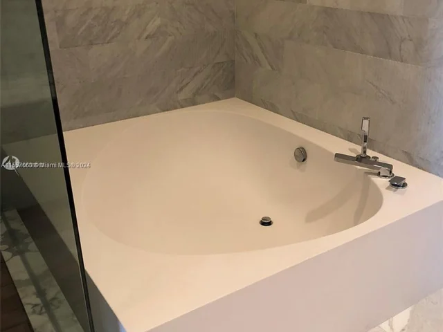 10203 Collins Ave # 605, Bal Harbour FL 33154