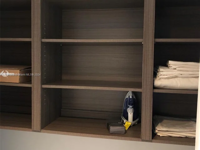 10203 Collins Ave # 605, Bal Harbour FL 33154