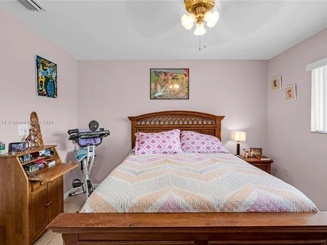 14915 SW 80th St # 215, Miami FL 33193