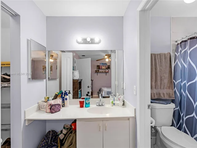 14915 SW 80th St # 215, Miami FL 33193