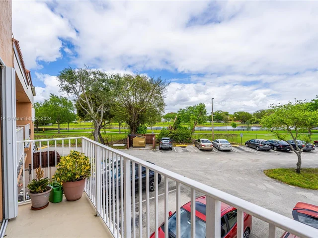 14915 SW 80th St # 215, Miami FL 33193