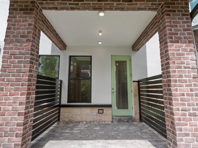 8344 NW 7th Ct # 8344, Plantation FL 33324